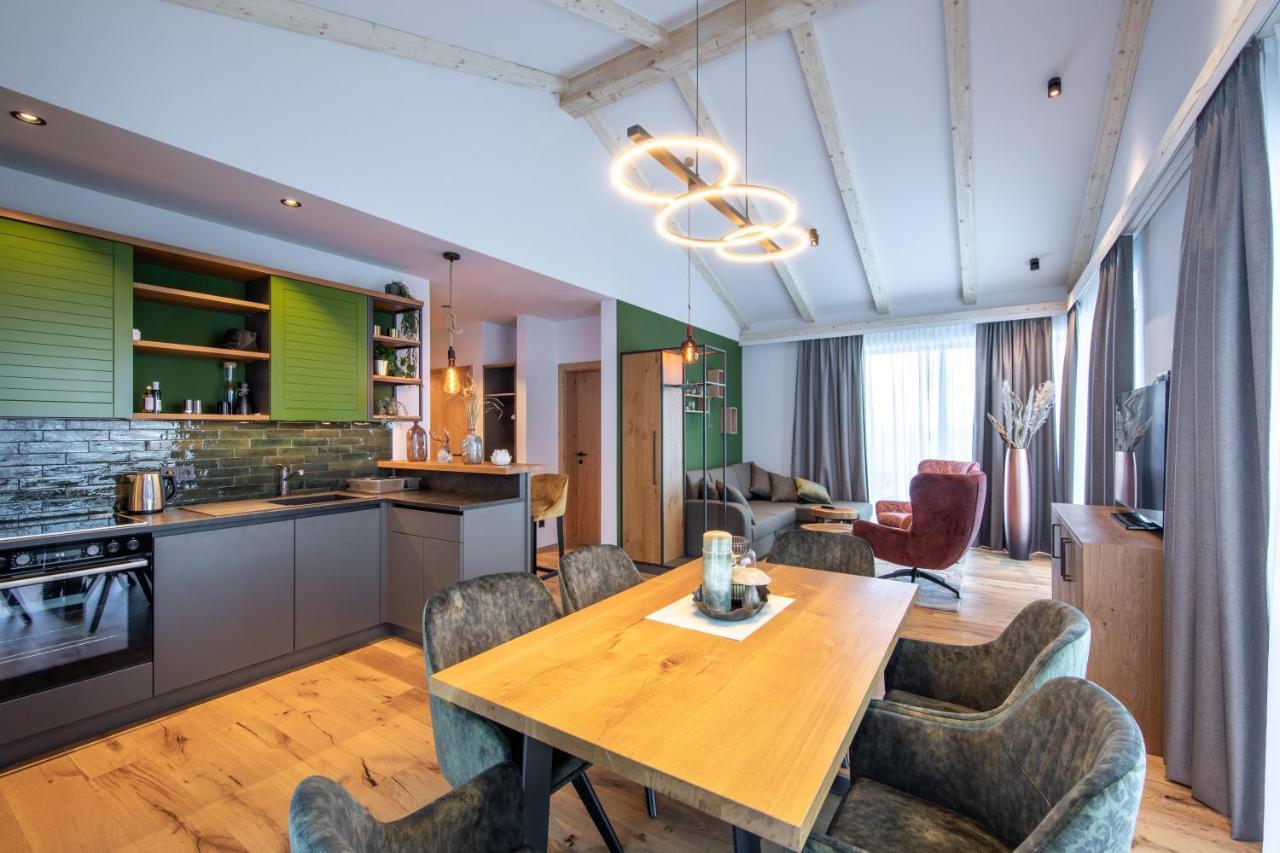 Hoeflehner Premium Eco Lodge Haus im Ennstal Luaran gambar