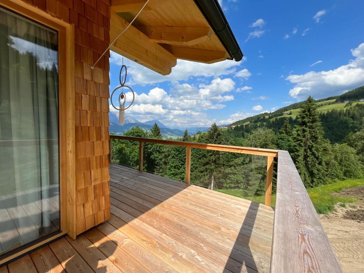 Hoeflehner Premium Eco Lodge Haus im Ennstal Luaran gambar